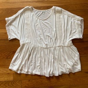 Alya Size S White Short Sleeve Top